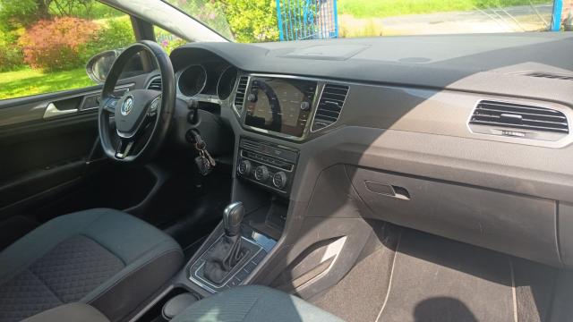 Volkswagen Golf Sportsvan image 9
