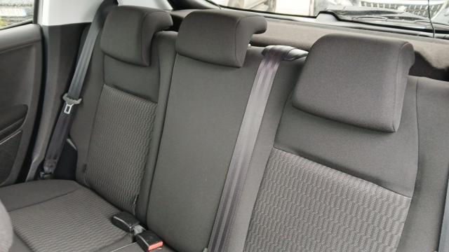 Peugeot 208 image 8