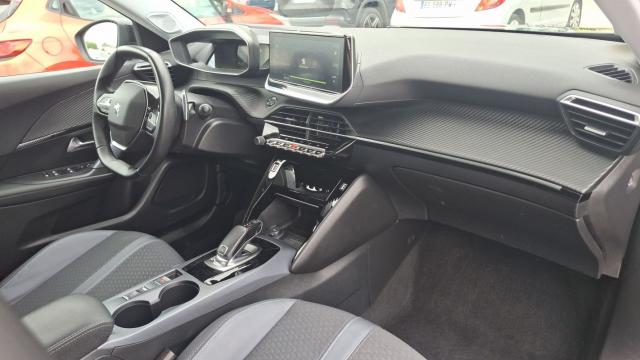 Peugeot 2008 image 4
