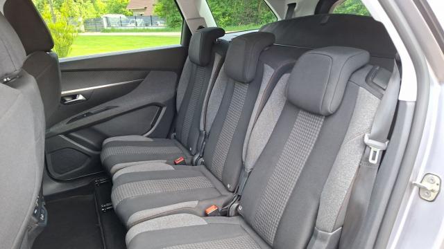 Peugeot 5008 image 7
