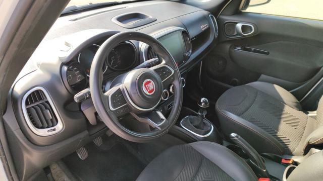 Fiat 500l image 4