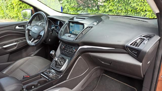 Ford Kuga image 1