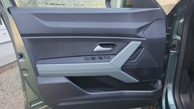 Dacia Duster image 4