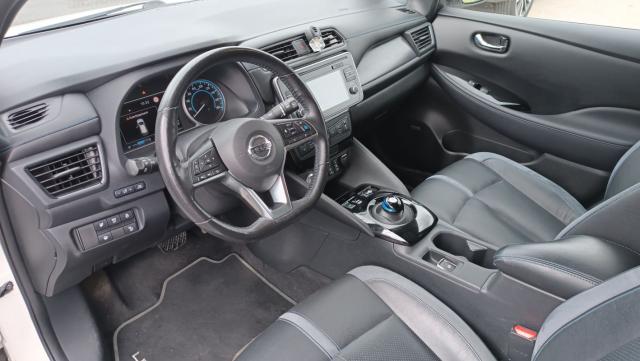 Nissan Leaf image 9