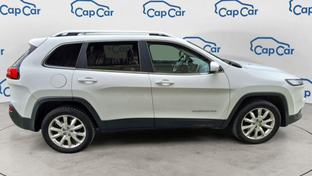 Jeep Cherokee image 5