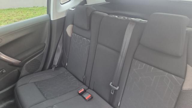 Peugeot 2008 image 6
