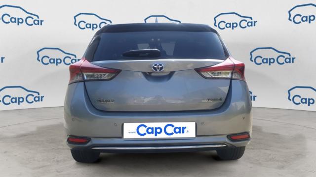 Toyota Auris image 1