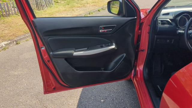 Suzuki Swift image 7