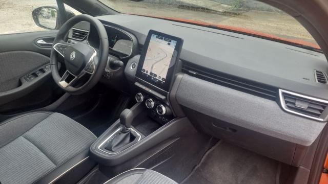 Renault Clio image 9