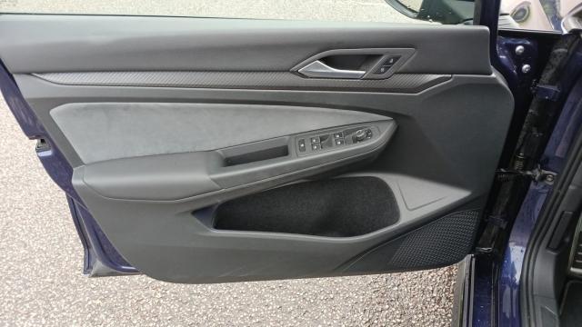 Volkswagen Golf image 3
