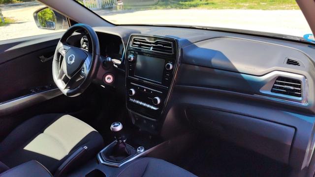 Ssangyong Tivoli image 6