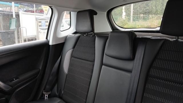 Peugeot 2008 image 7