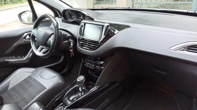 Peugeot 2008 image 5