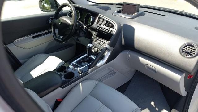 Peugeot 3008 image 8