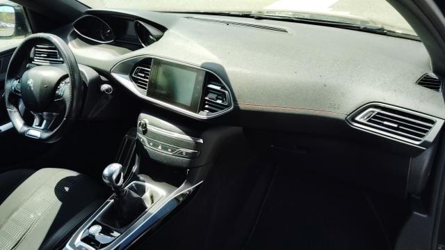 Peugeot 308 image 1