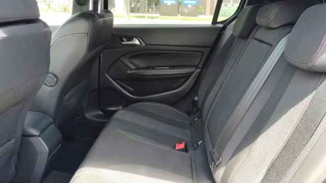 Peugeot 308 image 9