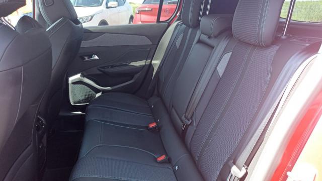 Peugeot 308 image 2