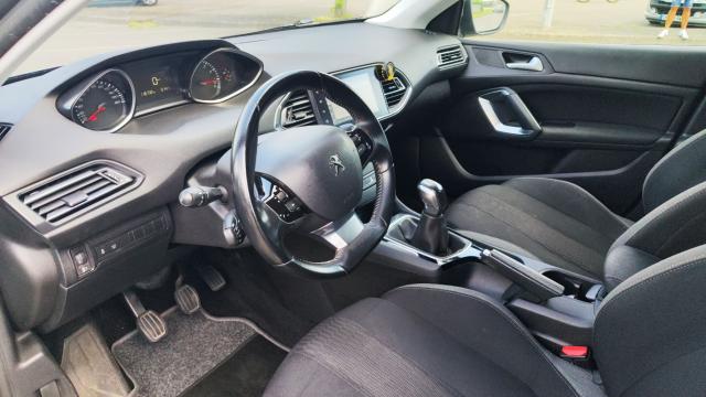 Peugeot 308 image 4