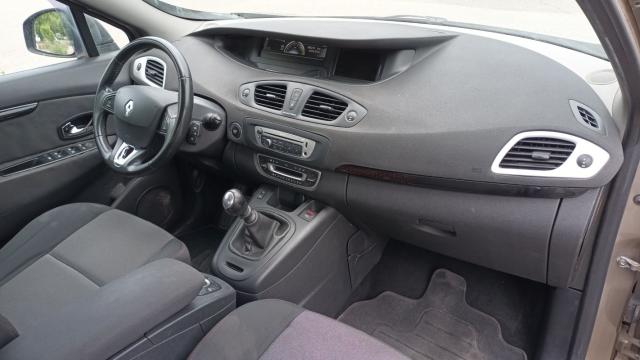 Renault Scénic image 1