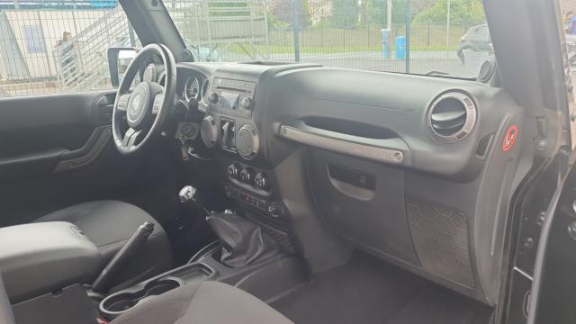 Jeep Wrangler image 8