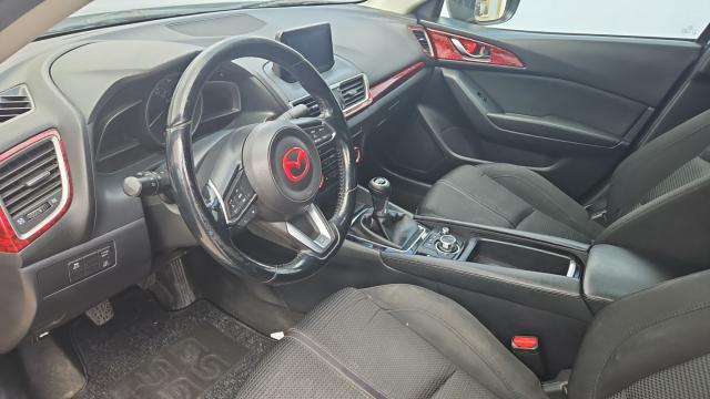 Mazda 3 image 6