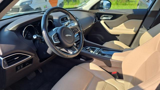 Jaguar F-Pace image 2