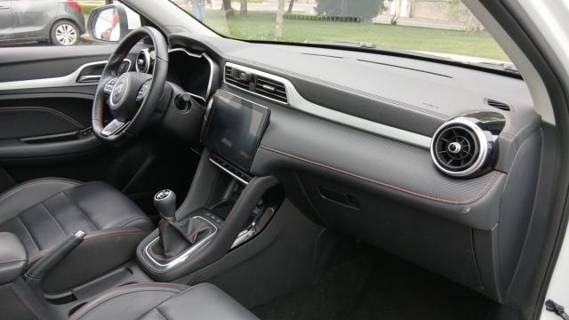 Mg Zs image 2