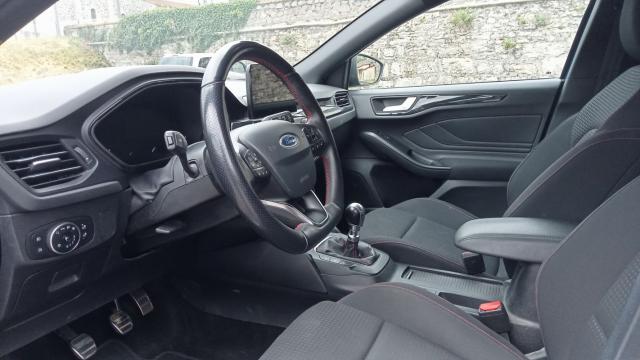 Ford Focus image 7