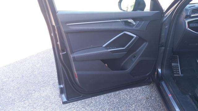 Audi Q3 image 4
