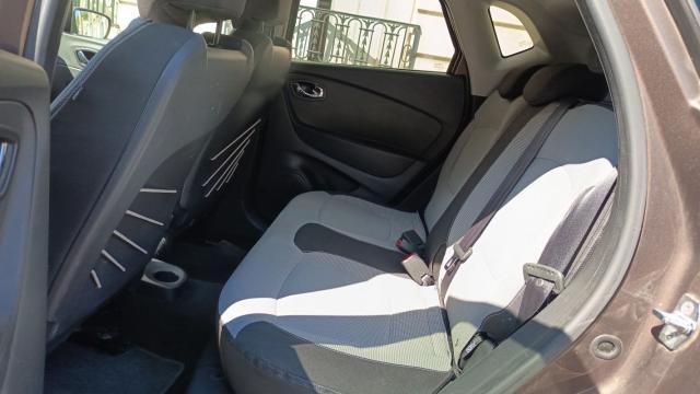 Renault Captur image 8