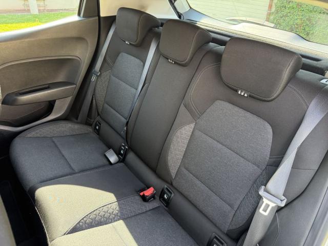 Renault Clio image 1