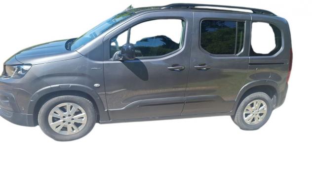 Peugeot Rifter image 8