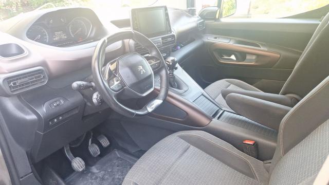Peugeot Rifter image 5