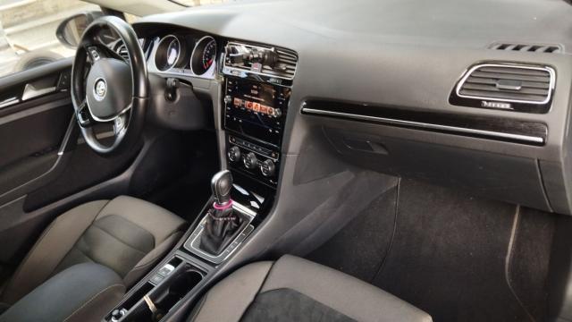 Volkswagen Golf image 9