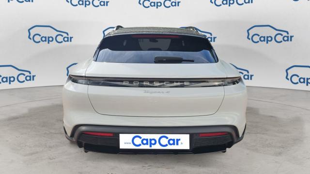 Porsche Taycan image 8