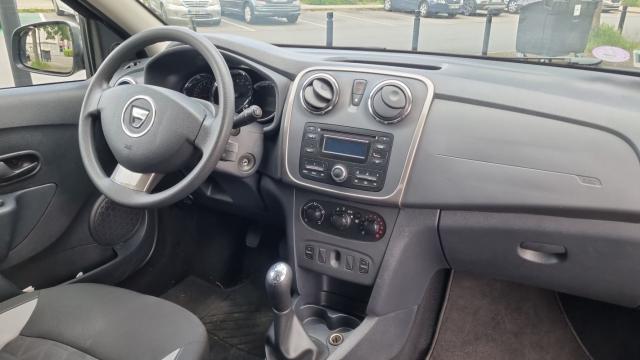 Dacia Sandero image 8