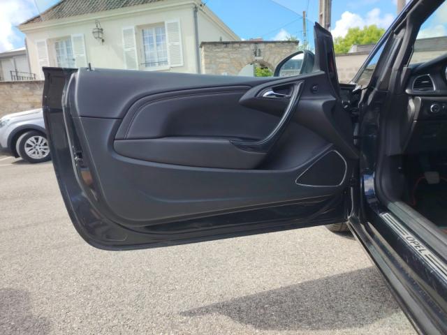 Opel Cascada image 9