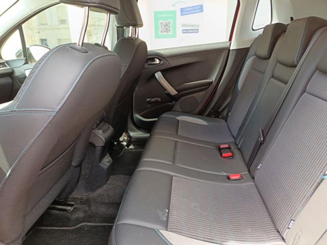 Peugeot 2008 image 6