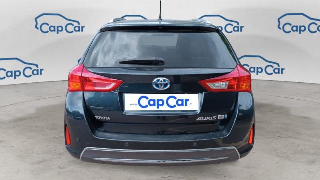 Toyota Auris image 9