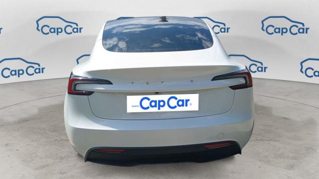 Tesla Model 3 image 8