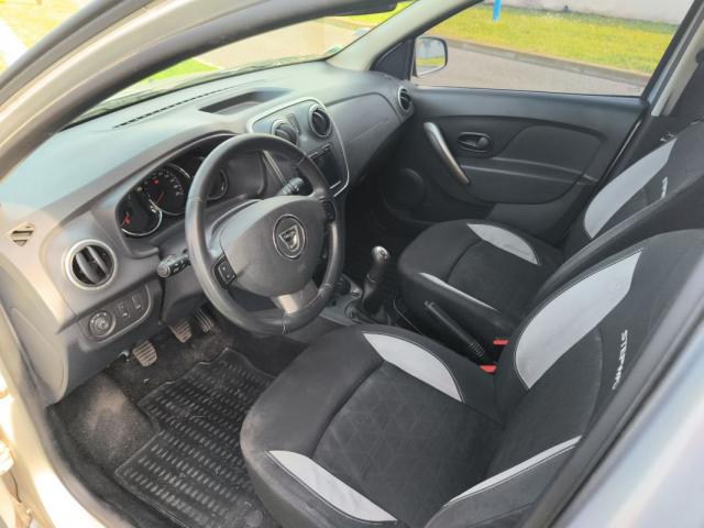 Dacia Sandero image 2