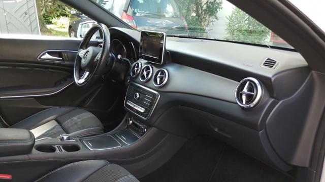 Mercedes Benz Cla Shooting Brake image 1