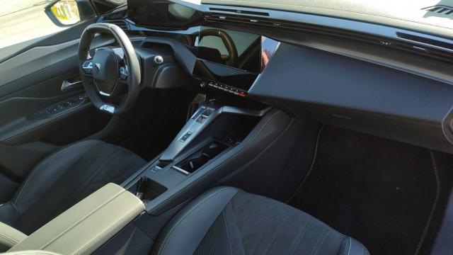 Peugeot 308 image 8