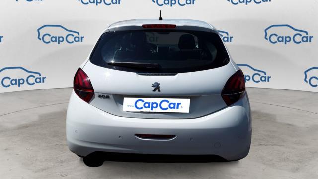 Peugeot 208 image 5