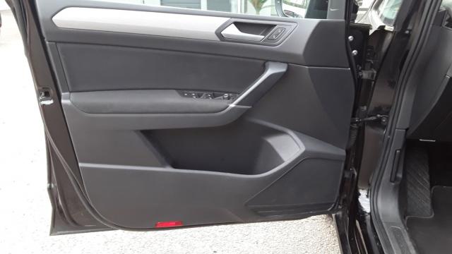 Volkswagen Touran image 4