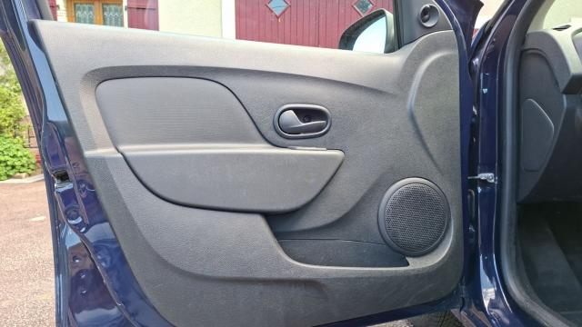 Dacia Sandero image 8