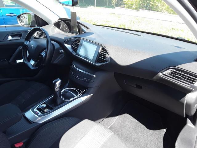 Peugeot 308 image 3