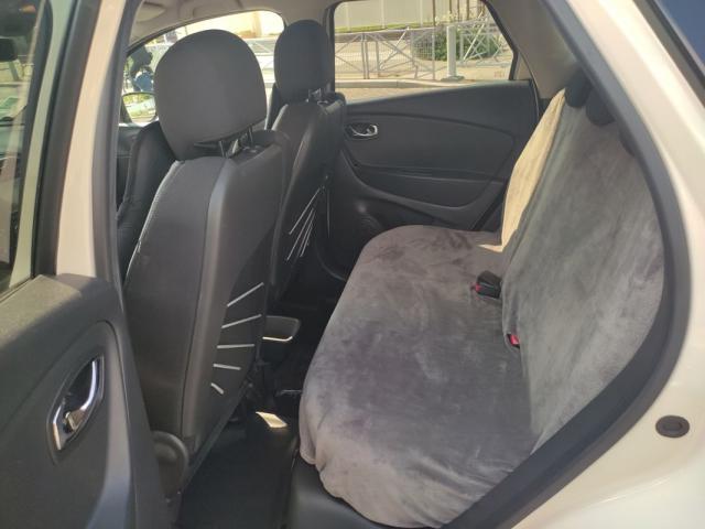 Renault Captur image 2