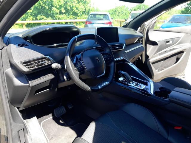 Peugeot 3008 image 8