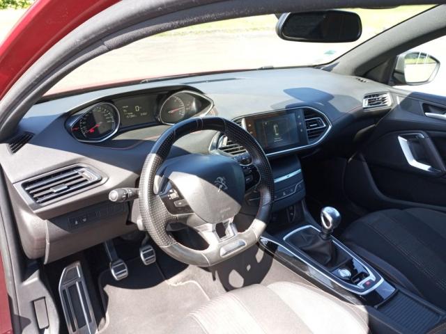 Peugeot 308 image 8